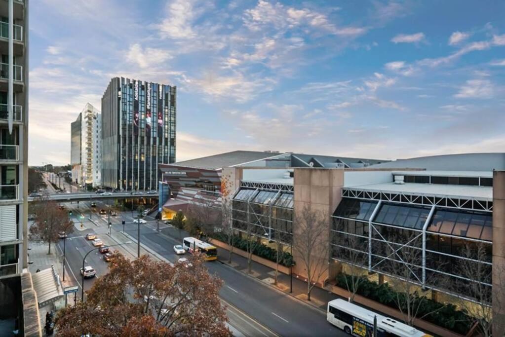 New Heights On North Terrace - 2Br Cbd Views Pool Apartment Adelaide Exterior photo